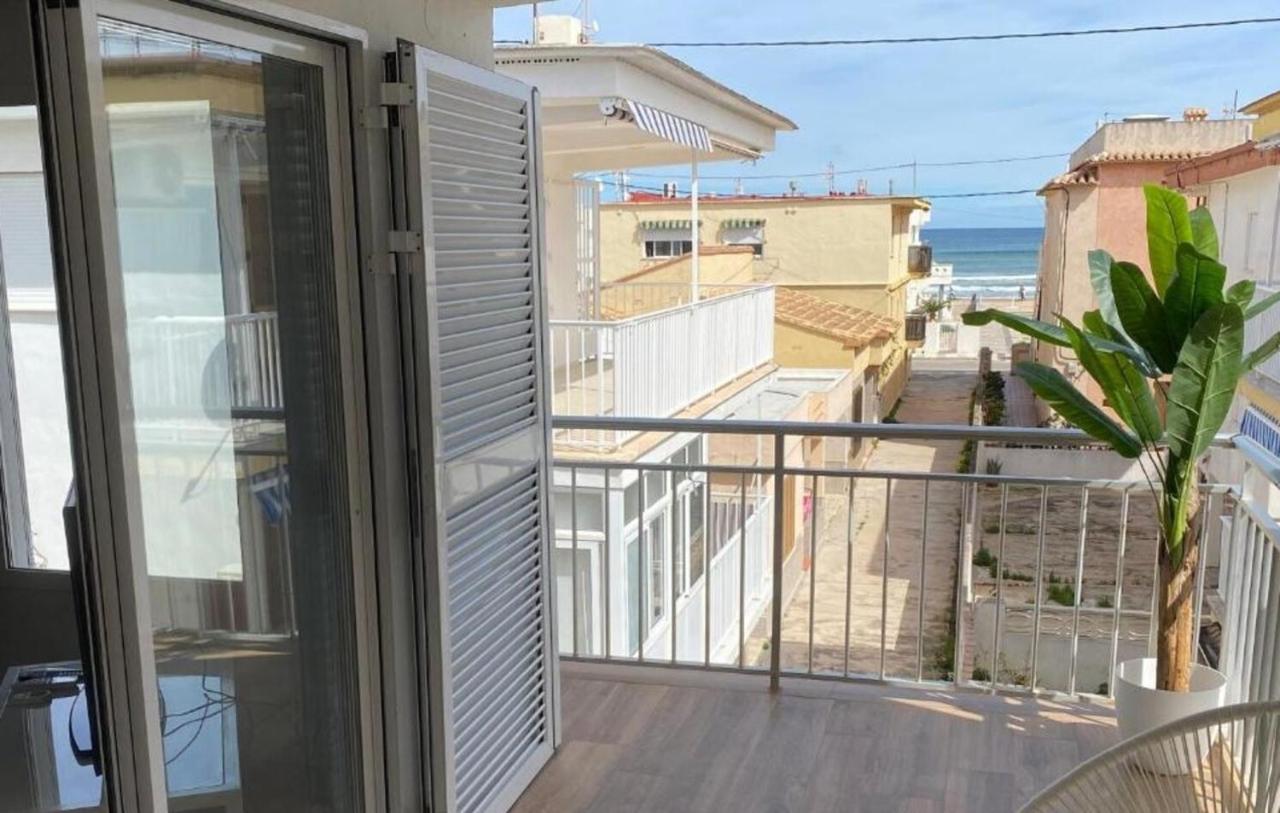 Apartamento Con Vistas Al Mar Oliva Bagian luar foto