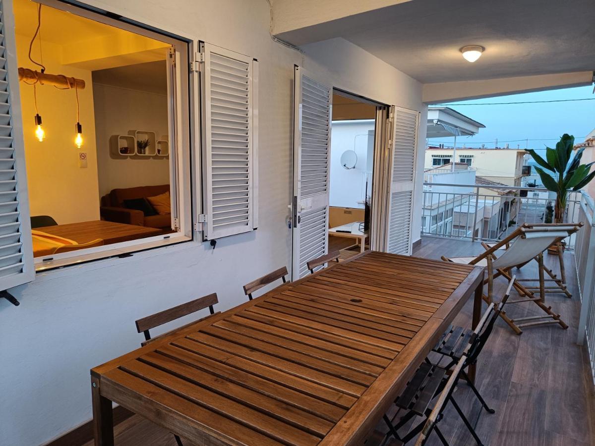 Apartamento Con Vistas Al Mar Oliva Bagian luar foto